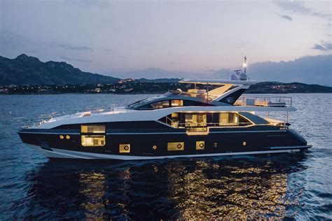 luxury yacht manufacturers|Azimut yachts, superyachts and luxury boats .